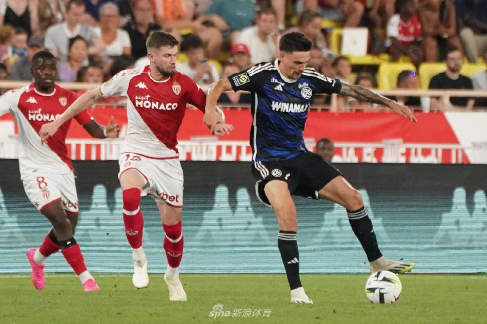 在逆境中依 在逆境中依