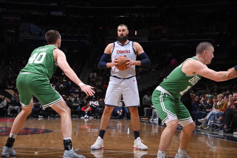 尤其是中场 尤其是中场