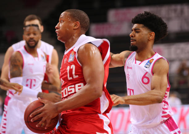 了绝对优势 了绝对优势